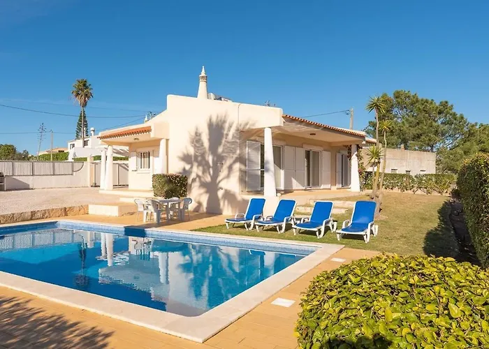 Villa Castelo Beach - Cosy Modern - 500M From Castelo Beach