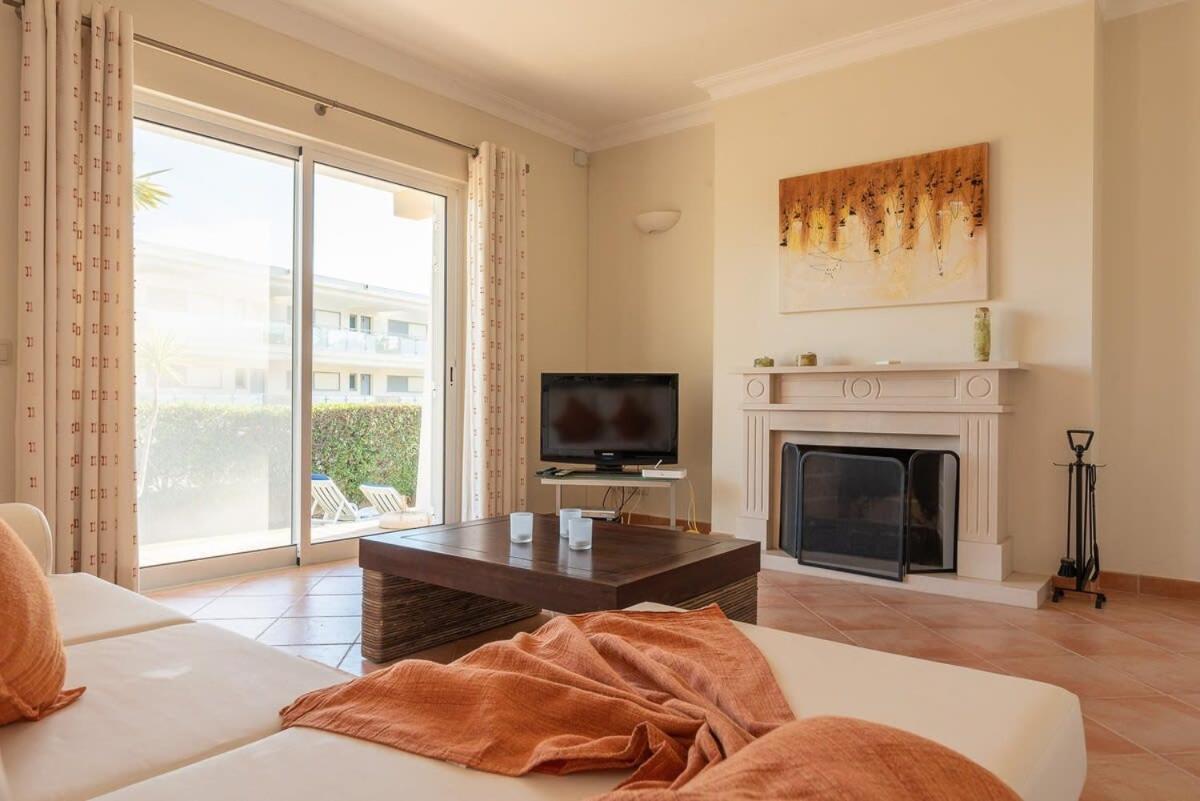 Castelo - Cosy Modern - 500m From Castelo Ferienhaus *